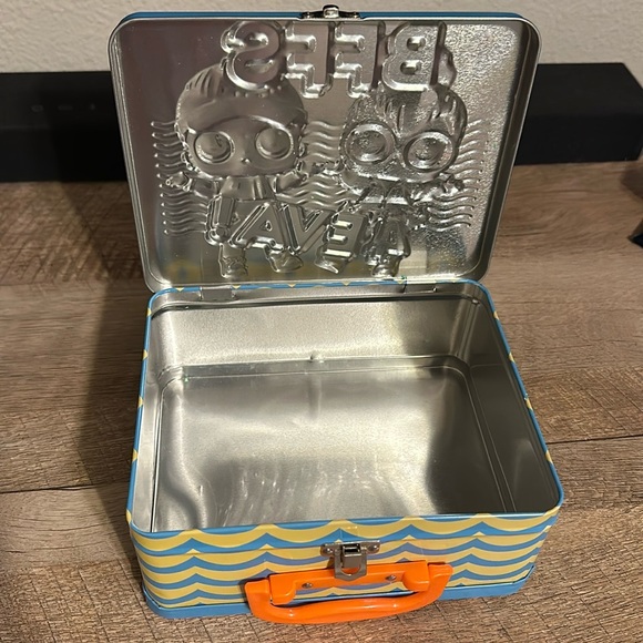 L.O.L. Surprise! Tin Lunchbox - Picture 4 of 4